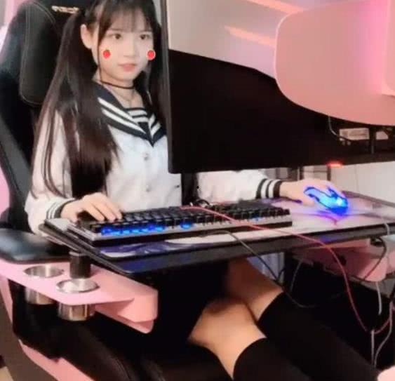 最新爆料火线妹,揭秘游戏界神秘事件! 第3张 最新爆料火线妹,揭秘游戏界神秘事件! 第3张